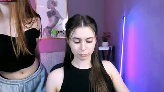 nekky_mouse porn chat 11/24/2025