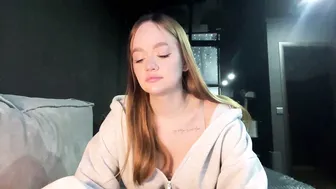 Vestaszanto bigboobs - 11-24-2025