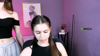 nekky_mouse cam girl chat (11/24/2025)