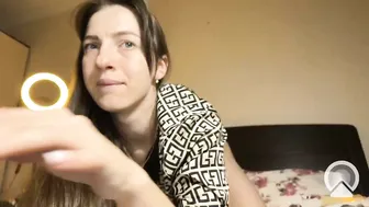 prettyyy_angel video 11-24-2025