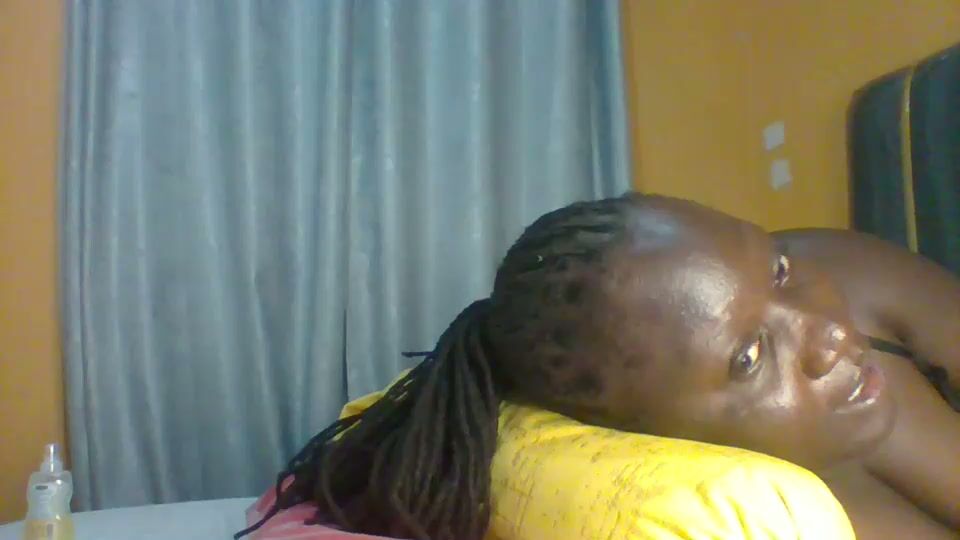 Ladyblossoms19 amateur webcam video (11-24-2025)