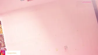 roxyjordan free cam show 11/24/2025