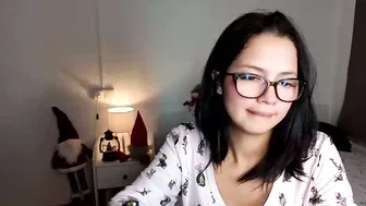 lilypanda (11/25/2025)