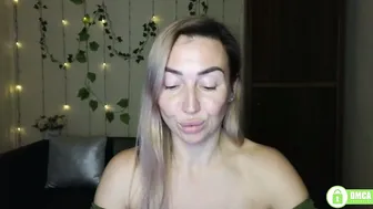 ay_kiss_jully recorded nude video 373438