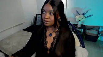 soymaria___ (11/25/2025)