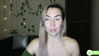 ay_kiss_jully recorded nude video 373530