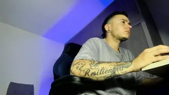 Male_pussy hot webcam video 25-Nov-25