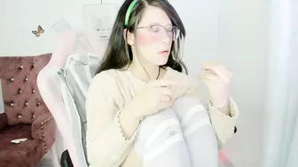 zooeybelair teen 25 November 2025