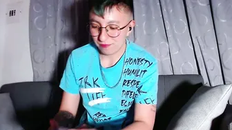 Boy_trans amateur cam (11-25-2025)
