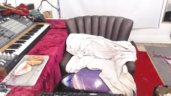 Amyattack cum - 25 November 2025