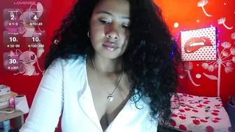 Maite_loves live on cam 25-Nov-2025