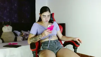 Vanessamcqueen07 young - 25-Nov-25
