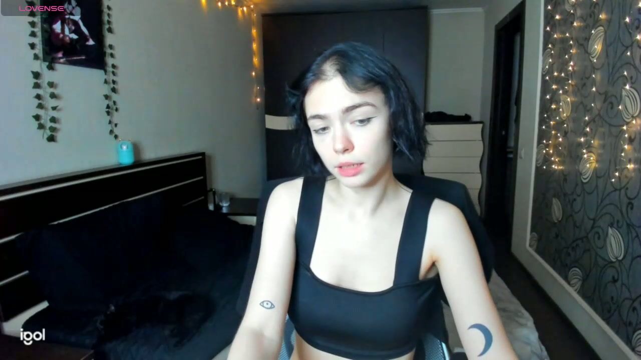 elle_blair xxx 11-25-2025