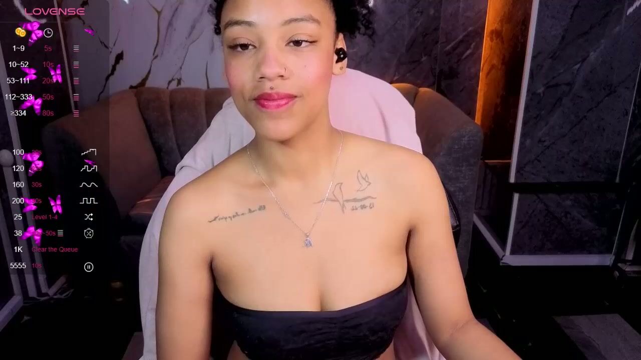 violeth_b (11-25-2025) 18