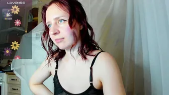 iris_crispy recorded nude video 375430