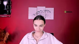 rosalie_shy sph on live cam