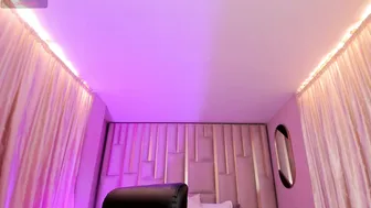 Maiacollins sex chat (11-25-2025)