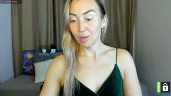 ay_kiss_jully recorded nude video 376093