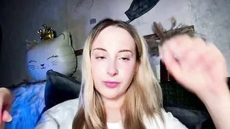 Lierie amateur webcam video (11/26/2025)