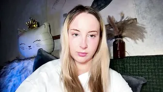 Lierie amateur webcam video (11/26/2025)