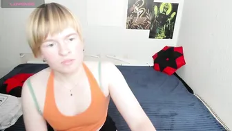 Cattie_w_ 26-Nov-25 blonde