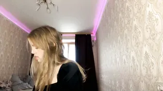 Jadwigajennrich young - (11/26/2025)