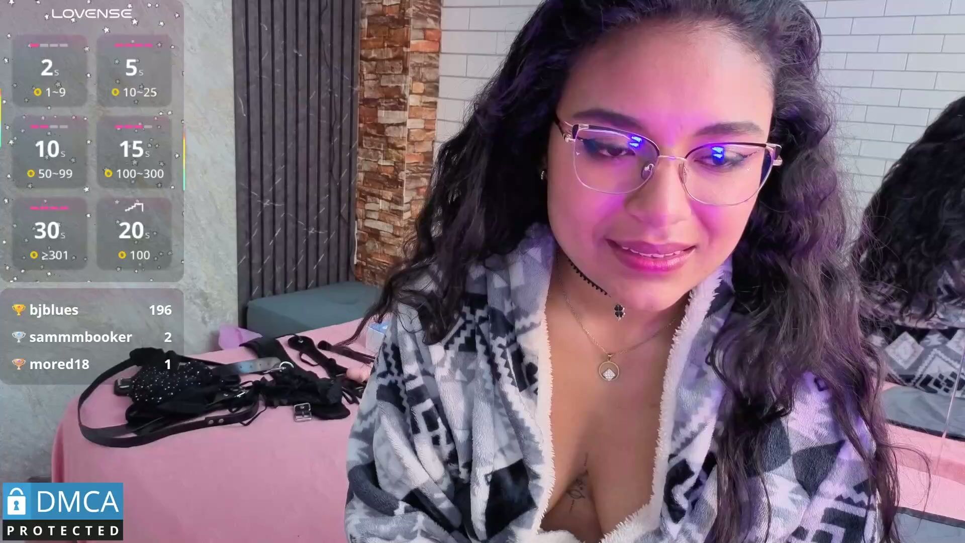 Taylorexotic amateur webcam video 26 November 2025