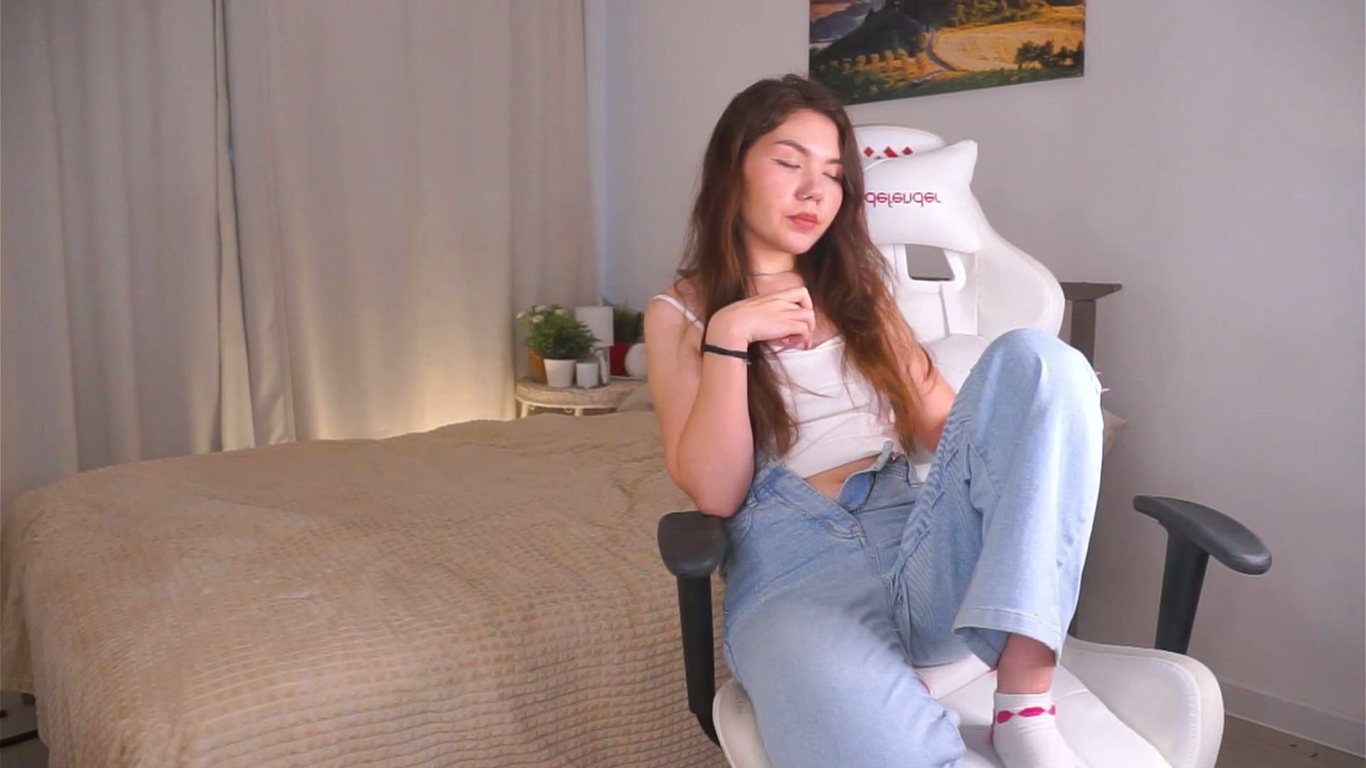 little_ollie live webcam show 26 November 2025