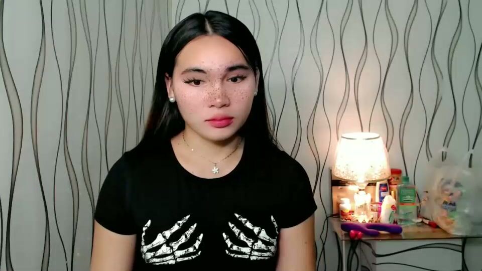 Ur_innocent_girlx amateur live cam video - 11-26-2025