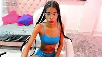 thianahorny cam nude on live cam