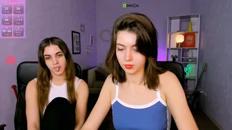leona_light porn cam chat (11-26-2025)
