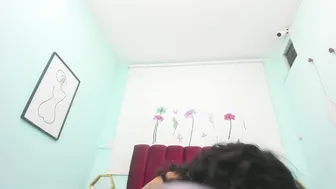 ebony_hot_25 cam girl chat 11-27-2025