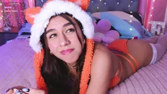 emiiscoot_1 05-26-2025 sex chat cam