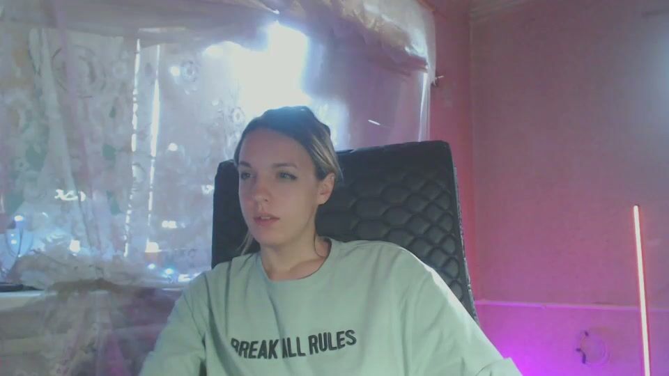 Babymuro4ka on webcam 05-27-2025