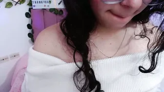 Amaris_ferrer webcam 11/27/2025