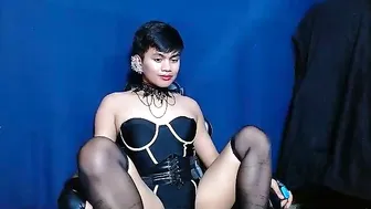 iya143 11/27/2025