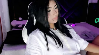 zaralim naked cam porn