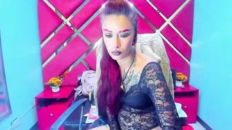 kattalella_luck latina 11/27/2025