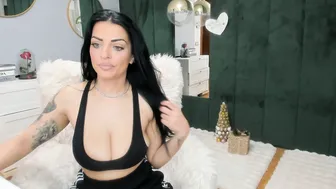 Elisabaxter mommy 11-27-2025
