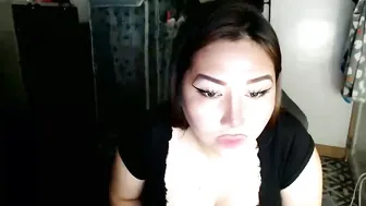 yourlovetifannyx posing on cam 27-Nov-25