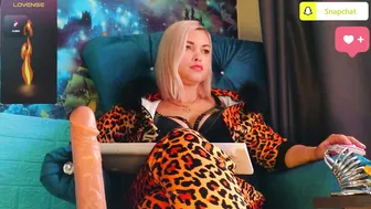 Goddess_isabella11 smoke 11-27-2025