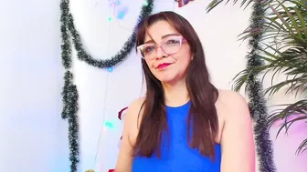 carol_miss2 27 November 2025 glasses