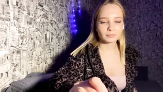 Phylispinera new nude on cam