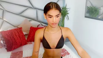 Dollcutelatin 11-27-2025