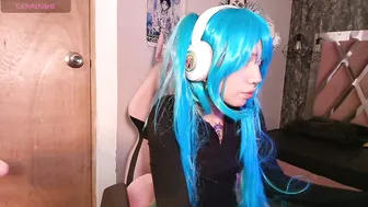 terraelowen xxx chat 27-Nov-25