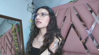 viollettaa_ cam girl webcam show