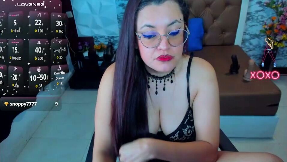 Maite_liar sex chat 11-28-2025