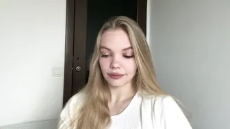 Argeliaboivin shy (11-28-2025)