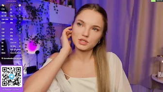 janewirtz posing on webcam 11/28/2025