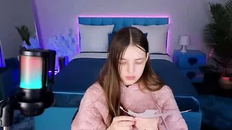 Lilibakery bigtits (11-28-2025)